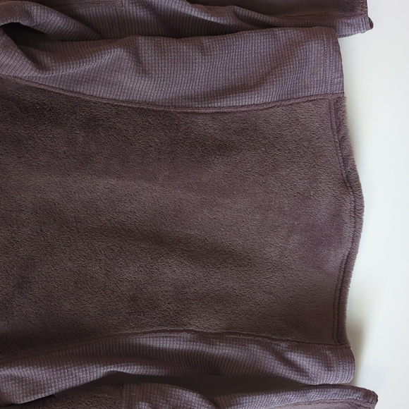 Mountain Hardware Purple Performance Fleece Jacket - Size Small - Picture 11 of 11